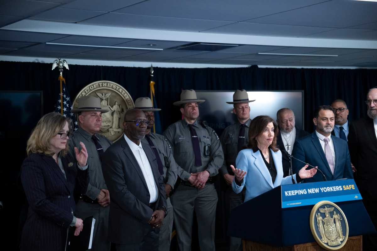 Hochul Pushes 25-Foot Worship Buffer With Hate-Crime Funding