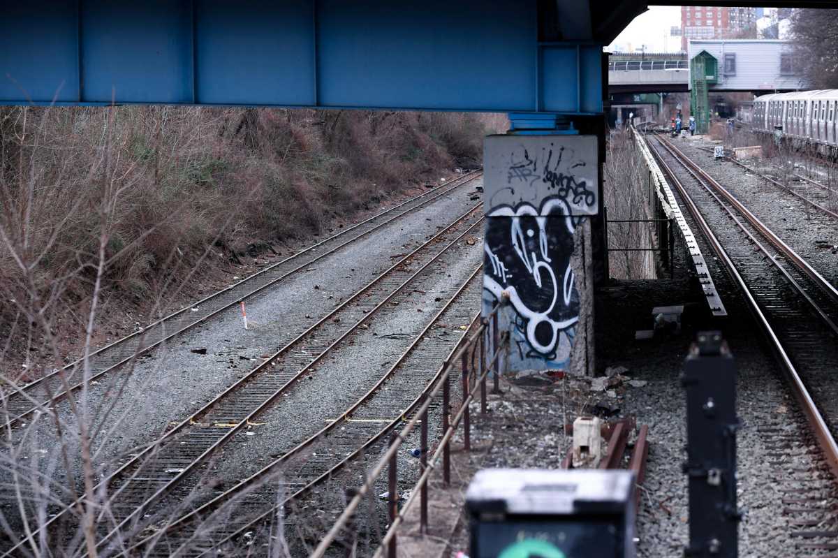 MTA Pushes IBX Light Rail With Public Meetings in Brooklyn, Queens